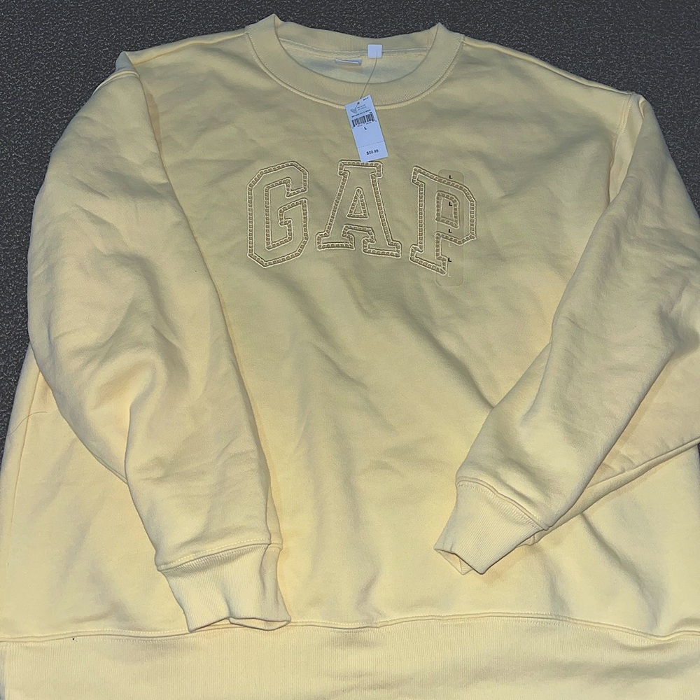 Gap sweatshirt